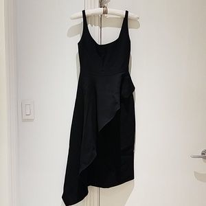 NWT Cushnie et Ochs Black 3/4 Length Dress